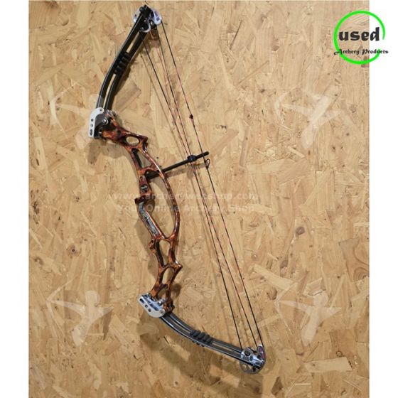 Used Hoyt UltraTec XT 2000 Cam 1/2 I - 40-50 # - 23-25.5 Inch RH Red Brown