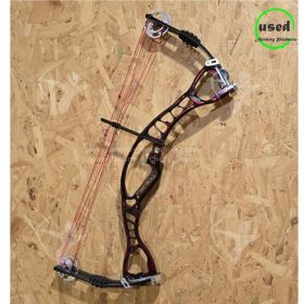 Used Hoyt Apha Max Red Black - RH - 40-50 Lbs - 24 Inch